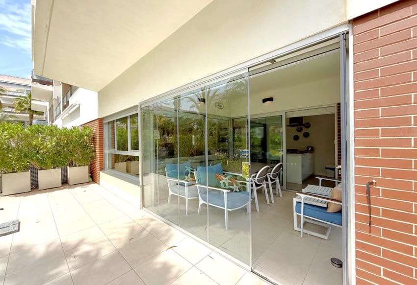 2 soveværelse Lejlighed til salg i Villamartin med swimmingpool - € 319.000 (Ref: 9802745)