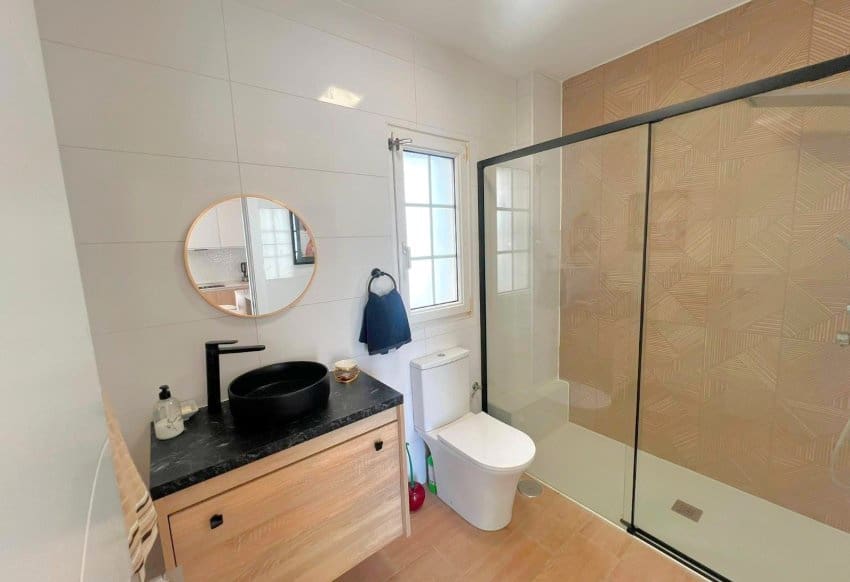 2 slaapkamer Villa te koop in Villamartin met zwembad - € 415.000 (Ref: 9804893)