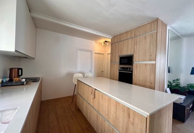 3 soveværelse Villa til salg i Villamartin, Orihuela med swimmingpool - € 424.900 (Ref: 9804893)