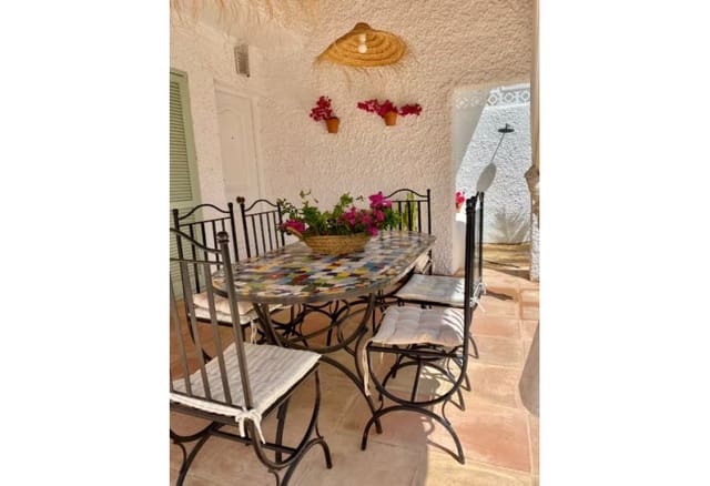 3 slaapkamer Villa te koop in Dehesa de Campoamor, Orihuela met zwembad - € 435.000 (Ref: 9804894)