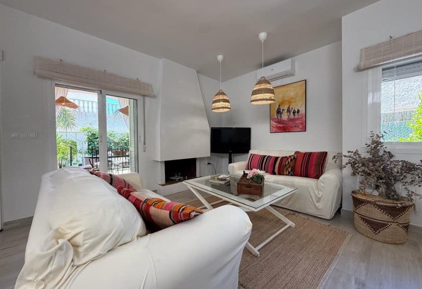 3 bedroom Semi-detached Villa for sale in Campoamor with pool - € 435,000 (Ref: 9804894)