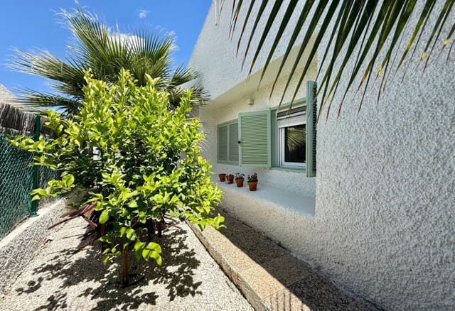 3 soveværelse Semi-Rækkehus til salg i Dehesa de Campoamor, Orihuela med swimmingpool - € 435.000 (Ref: 9804894)