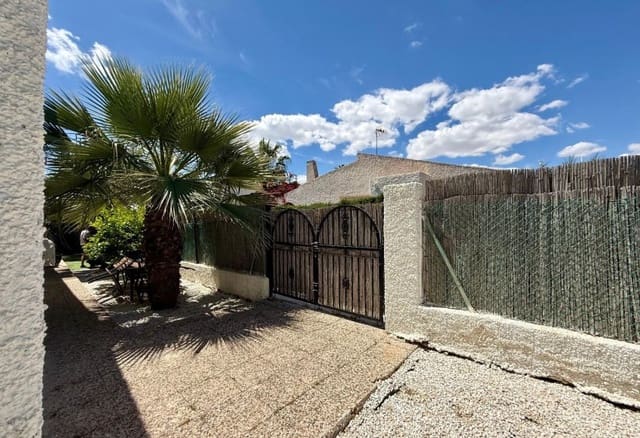 3 soveværelse Semi-Rækkehus til salg i Dehesa de Campoamor, Orihuela med swimmingpool - € 435.000 (Ref: 9804894)