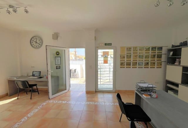 Komercyjne na sprzedaż w Playa Flamenca, Orihuela - 125 000 € (Ref: 9809879)