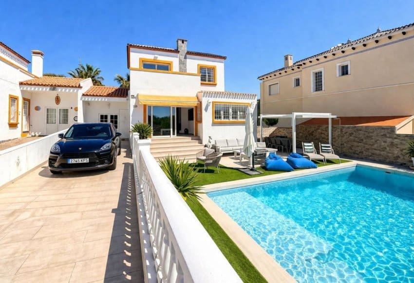 3 sovrum Villa till salu i Los Dolses med pool garage - 549 995 € (Ref: 9866013)