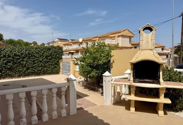 3 chambre Villa/Maison à vendre à Villamartin, Orihuela avec piscine garage - 339 000 € (Ref: 9928451)