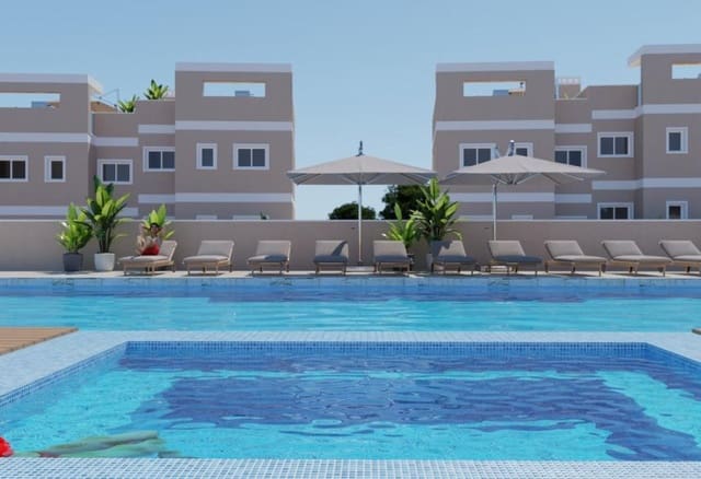 3 chambre Bungalow à vendre à Pinar de Campoverde, Pilar de la Horadada avec piscine garage - 284 900 € (Ref: 9934866)