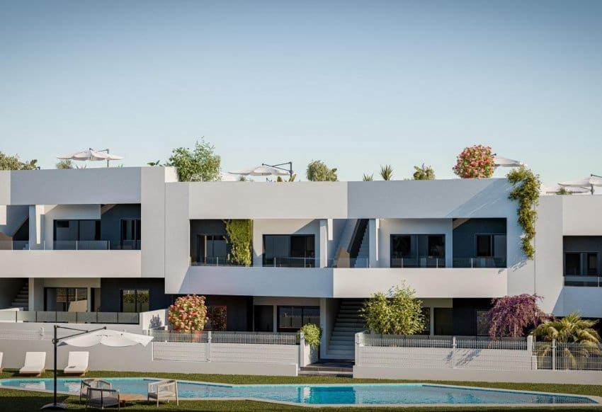 2 soveværelse Bungalow til salg i San Miguel de Salinas med swimmingpool - € 209.900 (Ref: 9934867)