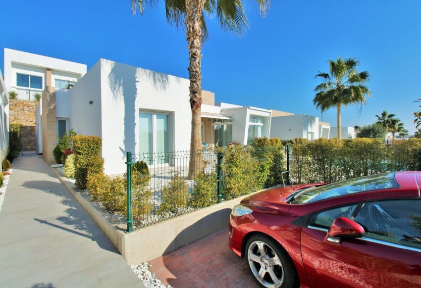 3 soverom Villa til salgs i Algorfa med svømmebasseng garasje - € 559 900 (Ref: 9934868)