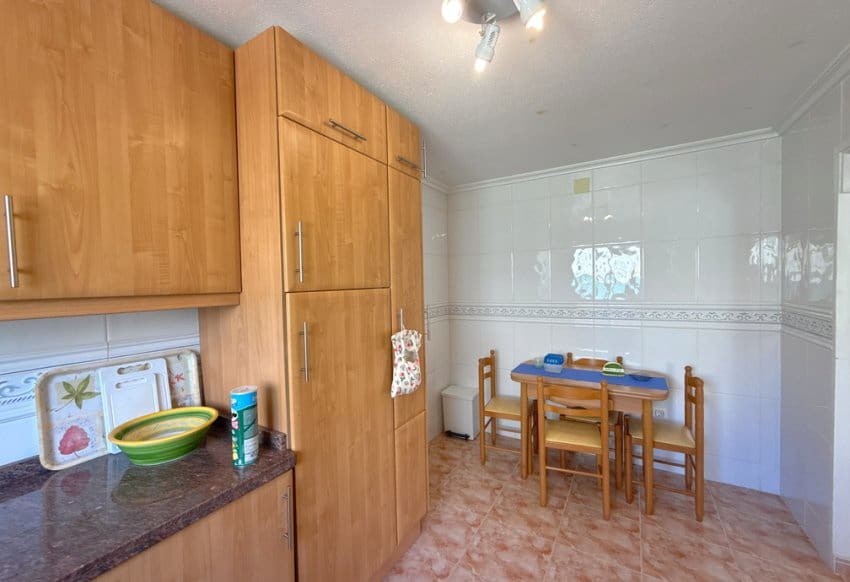 Chalet de 3 habitaciones en La Regia en venta con piscina - 349.950 € (Ref: 9934869)