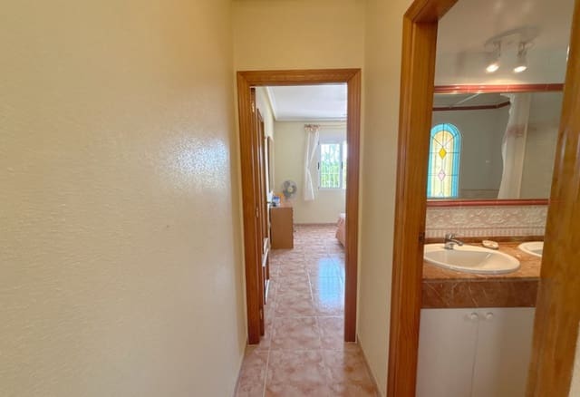 3 makuuhuone Huvila myytävänä paikassa La Regia, Orihuela mukana uima-altaan - 349 950 € (Ref: 9934869)