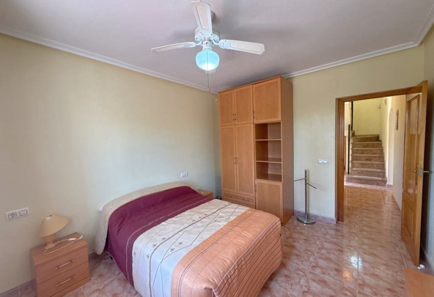 Chalet de 3 habitaciones en La Regia en venta con piscina - 349.950 € (Ref: 9934869)