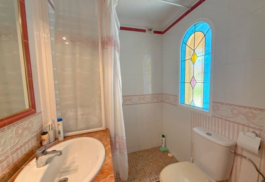 Chalet de 3 habitaciones en La Regia en venta con piscina - 349.950 € (Ref: 9934869)