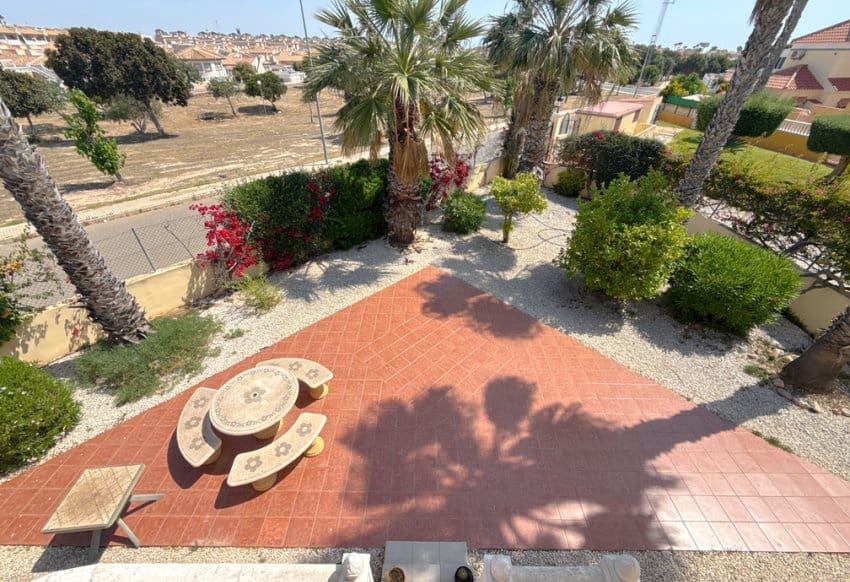 Chalet de 3 habitaciones en La Regia en venta con piscina - 349.950 € (Ref: 9934869)