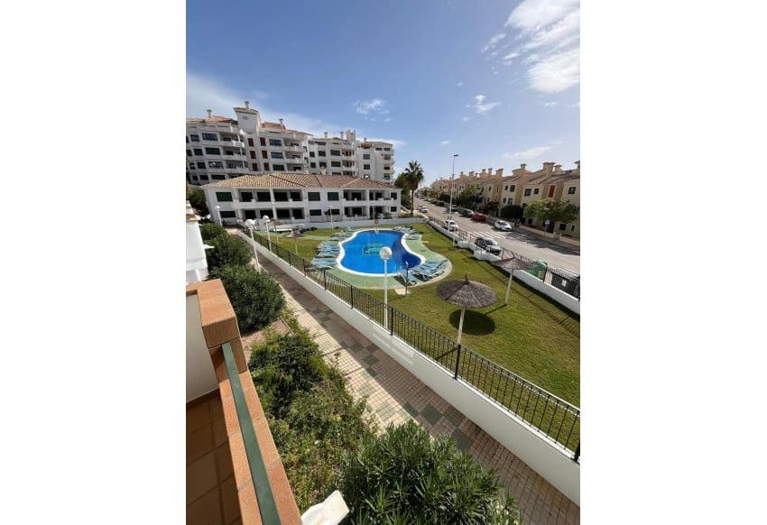2 soverom Leilighet til salgs i Campoamor med svømmebasseng - € 298 900 (Ref: 9934870)
