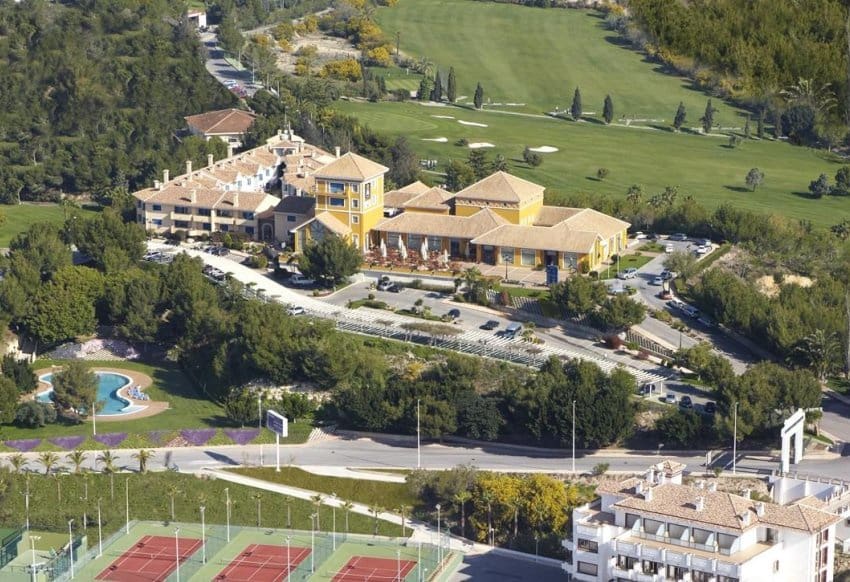 2 soverom Leilighet til salgs i Campoamor med svømmebasseng - € 298 900 (Ref: 9934870)