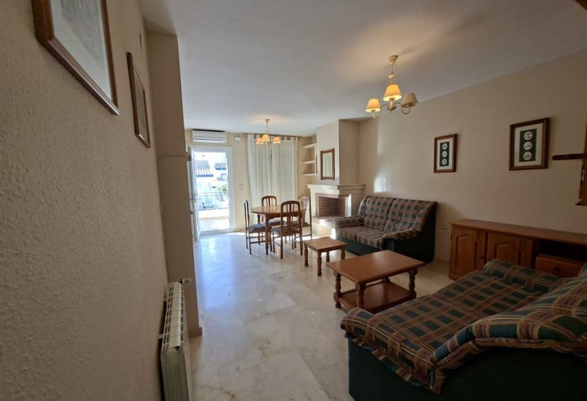2 makuuhuone Bungalow myytävänä paikassa Villamartin mukana uima-altaan - 215 000 € (Ref: 9934873)