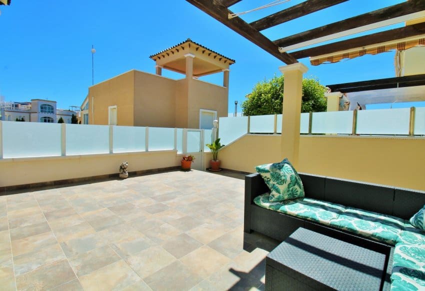 3 camera da letto Casa in vendita in Villamartin con piscina - 219.000 € (Rif: 9934876)