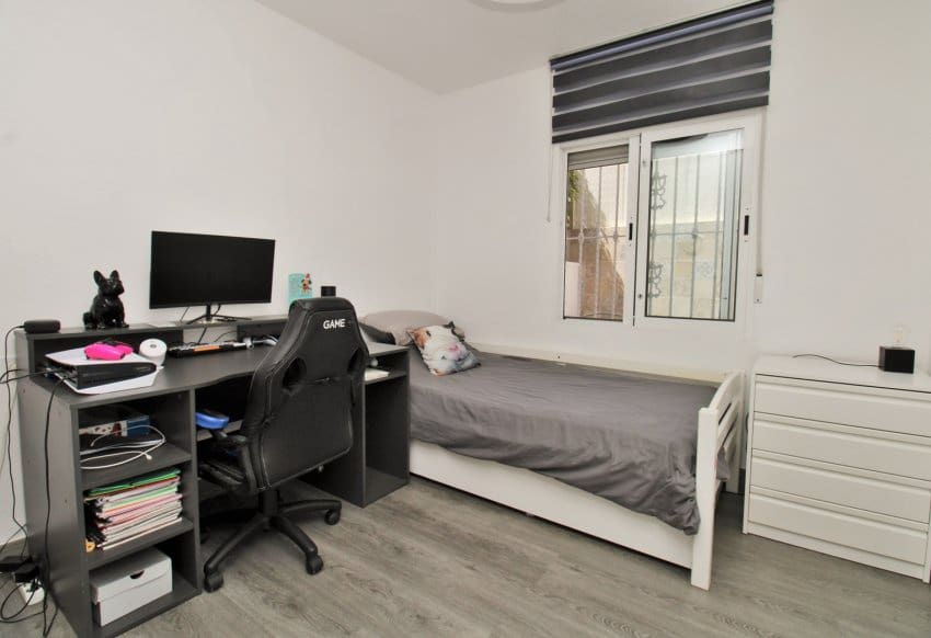 3 camera da letto Casa in vendita in Villamartin con piscina - 219.000 € (Rif: 9934876)