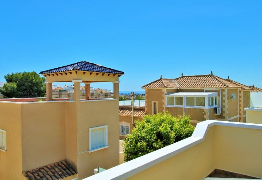 3 camera da letto Casa in vendita in Villamartin con piscina - 219.000 € (Rif: 9934876)