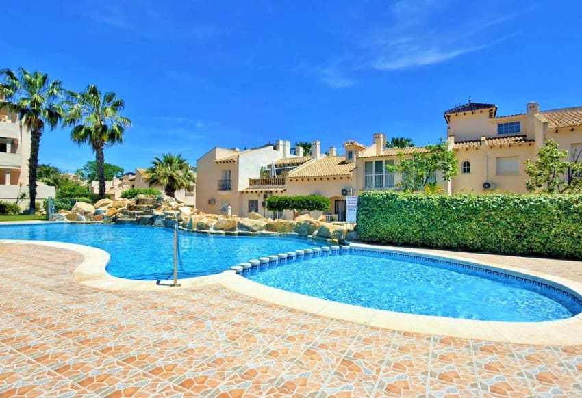 2 Zimmer Haus zu verkaufen in Las Ramblas Golf mit Pool - 229.000 € (Ref: 9934877)
