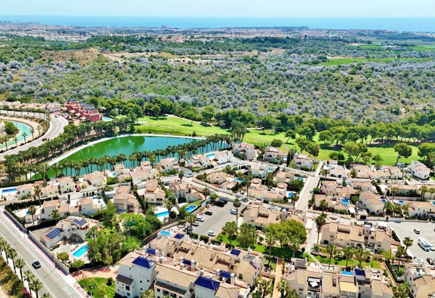 2 Zimmer Haus zu verkaufen in Las Ramblas Golf mit Pool - 229.000 € (Ref: 9934877)