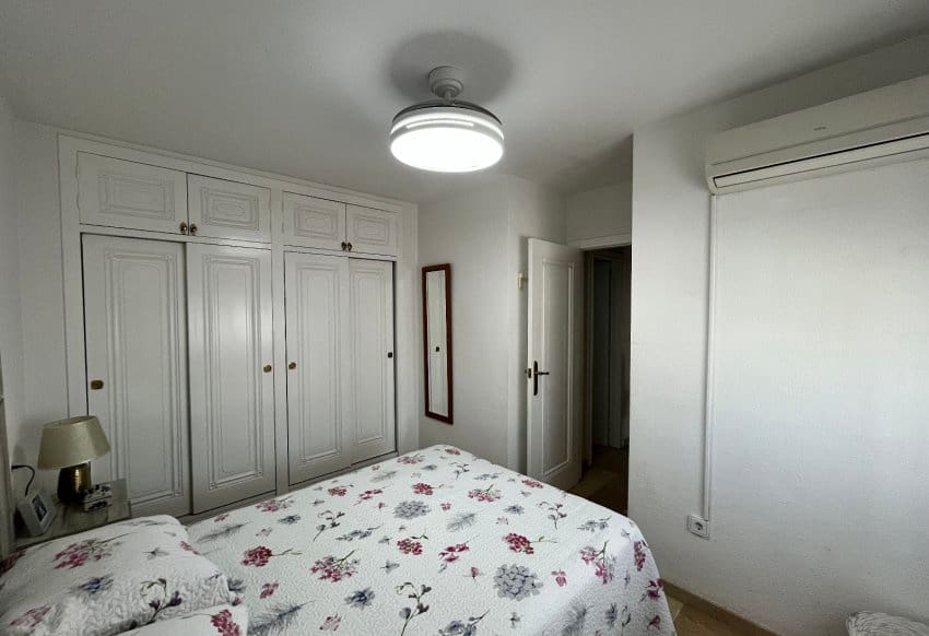 3 soverom Hus til salgs i Playa Flamenca med svømmebasseng garasje - € 259 995 (Ref: 9934878)
