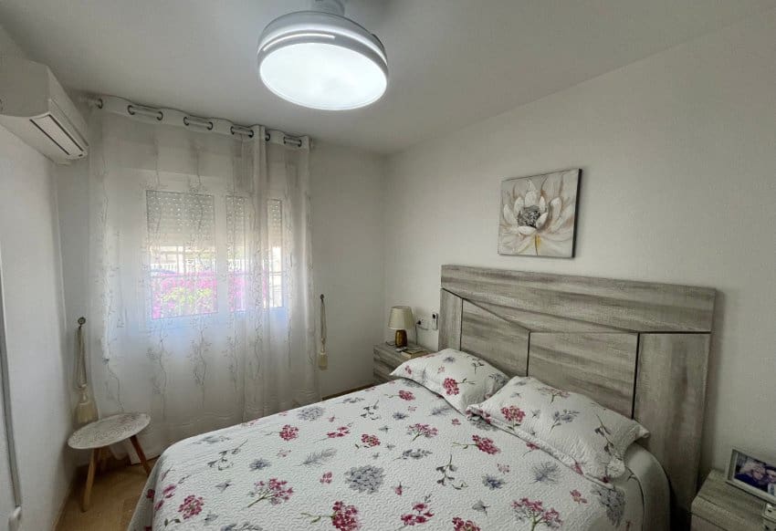 3 soverom Hus til salgs i Playa Flamenca med svømmebasseng garasje - € 259 995 (Ref: 9934878)