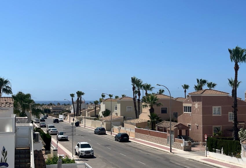 3 soverom Hus til salgs i Playa Flamenca med svømmebasseng garasje - € 259 995 (Ref: 9934878)