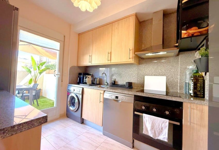 2 chambre Maison de Ville à vendre à Orihuela Costa avec piscine - 209 000 € (Ref: 9941236)