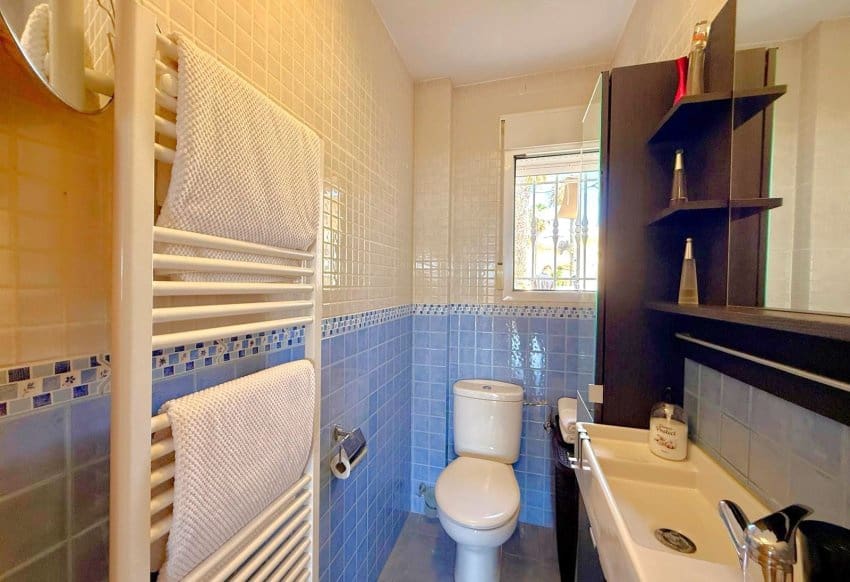 2 chambre Maison de Ville à vendre à Orihuela Costa avec piscine - 209 000 € (Ref: 9941236)