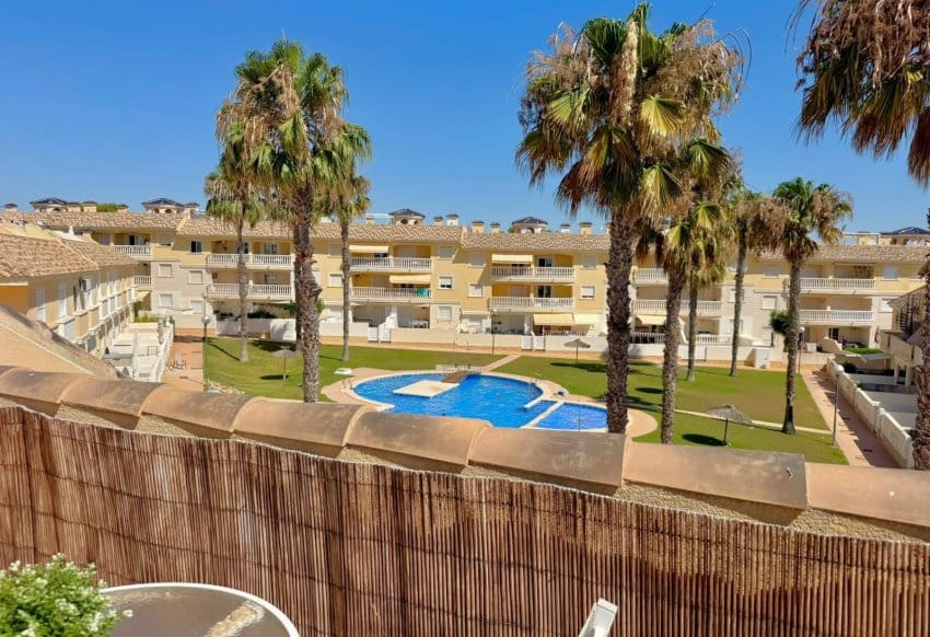 2 chambre Maison de Ville à vendre à Orihuela Costa avec piscine - 209 000 € (Ref: 9941236)