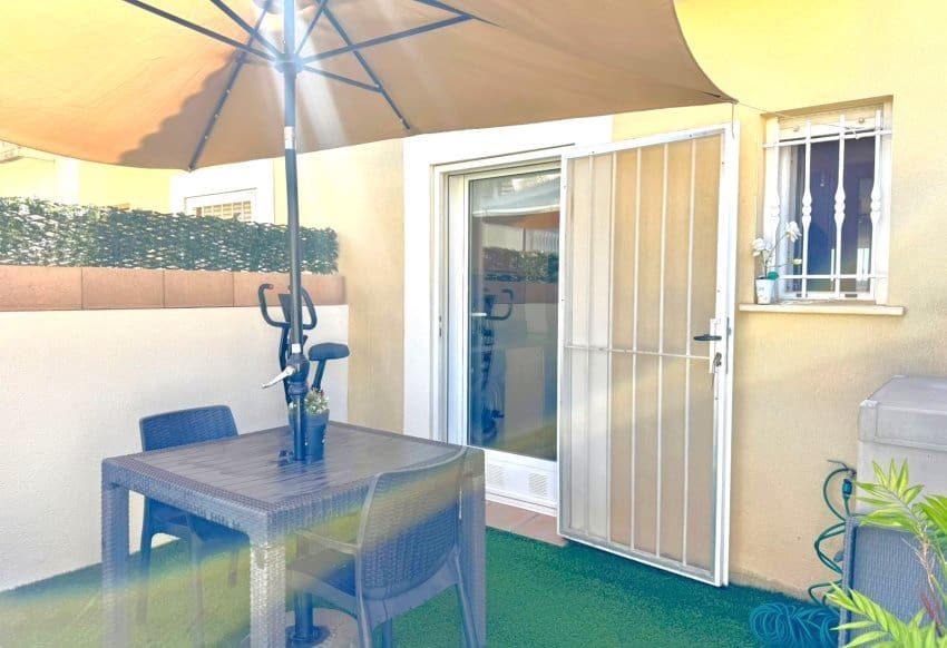 2 chambre Maison de Ville à vendre à Orihuela Costa avec piscine - 209 000 € (Ref: 9941236)
