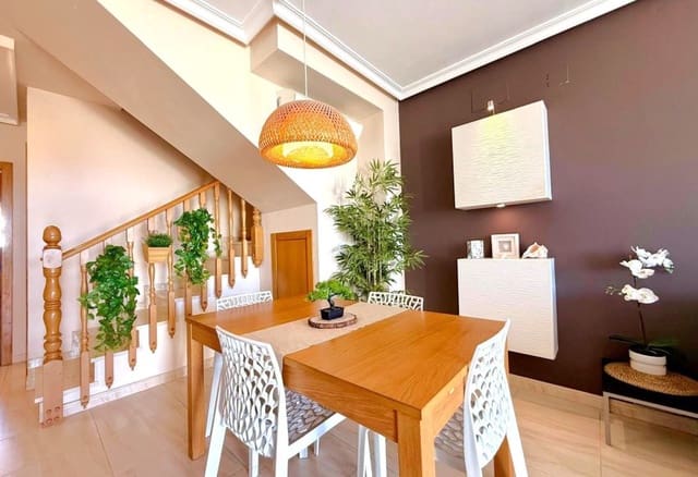 2 soveværelse Byhus til salg i Lomas de Cabo Roig - Los Dolses, Orihuela med swimmingpool - € 209.000 (Ref: 9941236)