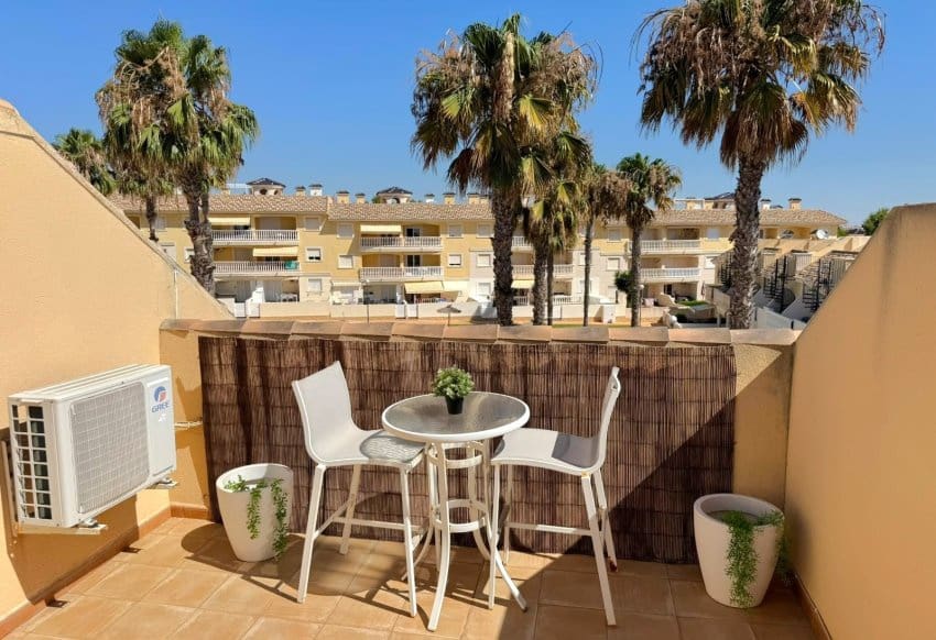 2 chambre Maison de Ville à vendre à Orihuela Costa avec piscine - 209 000 € (Ref: 9941236)