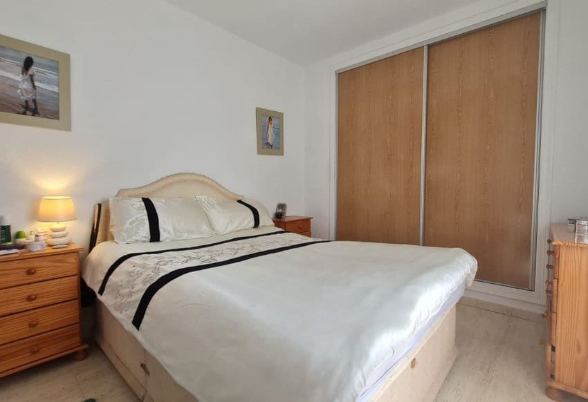 2 soverom Villa til salgs i La Florida med svømmebasseng garasje - € 399 900 (Ref: 9944564)