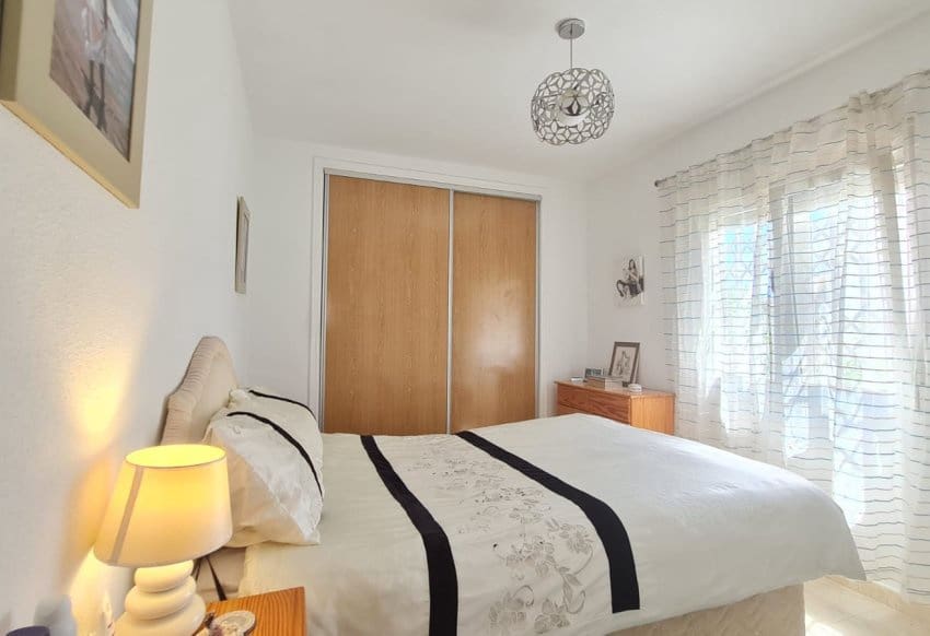 2 soverom Villa til salgs i La Florida med svømmebasseng garasje - € 399 900 (Ref: 9944564)