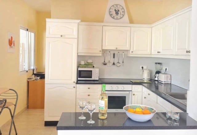 2 soverom Villa til salgs i La Florida, Orihuela med svømmebasseng garasje - € 399 900 (Ref: 9944564)