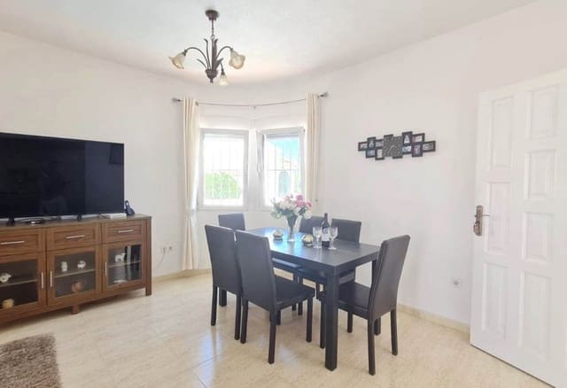 2 soverom Villa til salgs i La Florida, Orihuela med svømmebasseng garasje - € 399 900 (Ref: 9944564)