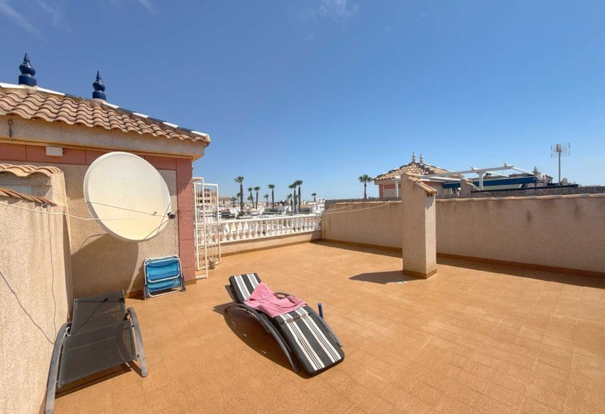 2 slaapkamer Appartement te koop in Orihuela Costa met zwembad - € 199.950 (Ref: 9944567)