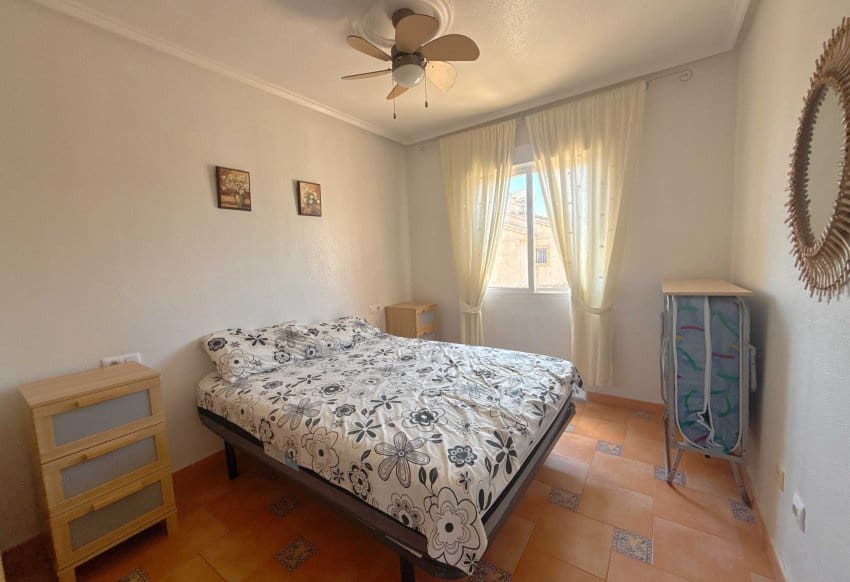 2 slaapkamer Appartement te koop in Orihuela Costa met zwembad - € 199.950 (Ref: 9944567)