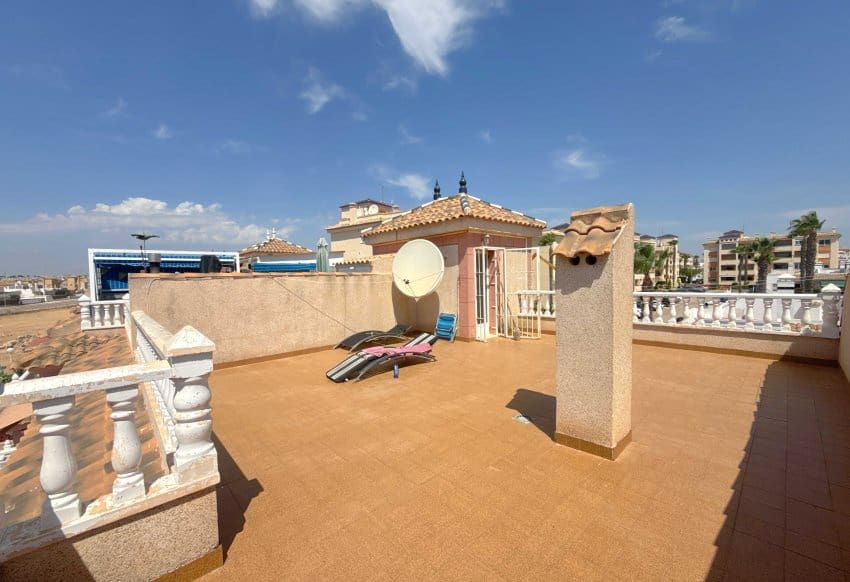 2 slaapkamer Appartement te koop in Orihuela Costa met zwembad - € 199.950 (Ref: 9944567)