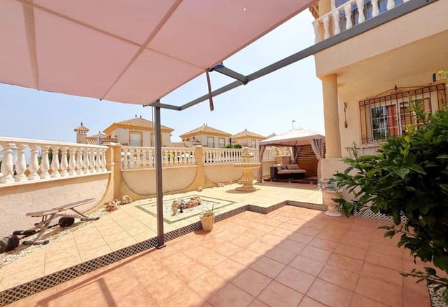 2 bedroom Apartment for sale in Villamartin, Orihuela with pool - € 199,000 (Ref: 9977948)