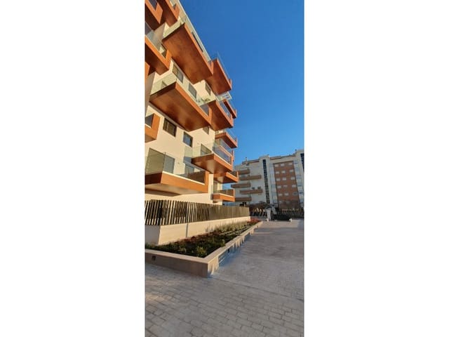 2 slaapkamer Flat te huur in Torre del Mar, Vélez-Málaga met zwembad garage - € 1.300 (Ref: 10042678)