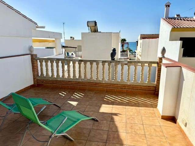 3 makuuhuone Omakotitalo vuokrattavana paikassa Torre del Mar, Vélez-Málaga - 800 € (Ref: 10047023)