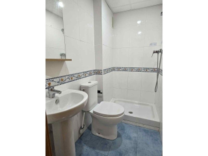 Piso de 2 habitaciones en Alcaucín en alquiler con piscina - 850 € (Ref: 10067676)