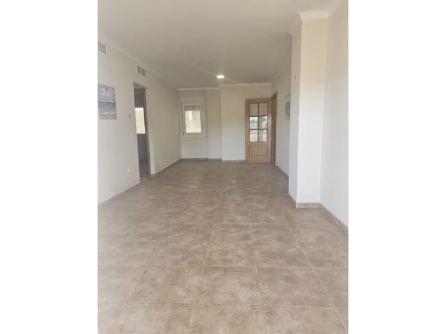 Piso de 2 habitaciones en Alcaucín en alquiler con piscina - 850 € (Ref: 10067676)