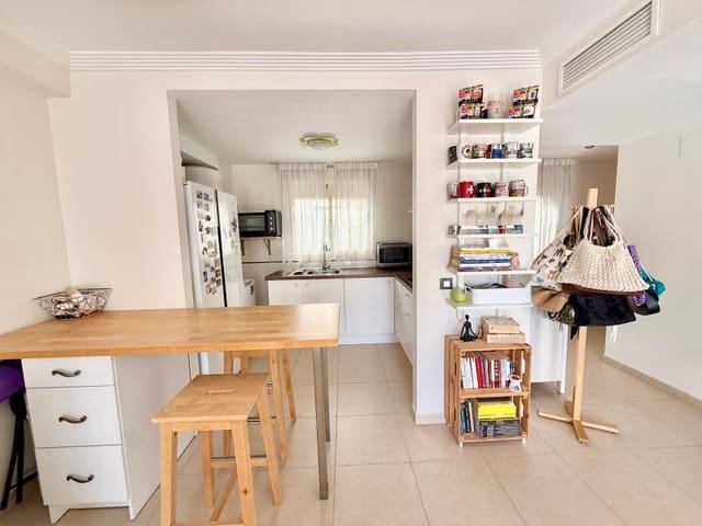 1 Zimmer Wohnung zu verkaufen in Torre del Mar, Vélez-Málaga mit Pool Garage - 209.900 € (Ref: 10070741)