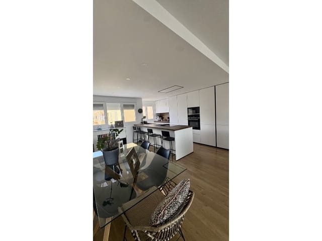 3 slaapkamer Flat te koop in Torre del Mar, Vélez-Málaga met zwembad garage - € 390.000 (Ref: 10086030)