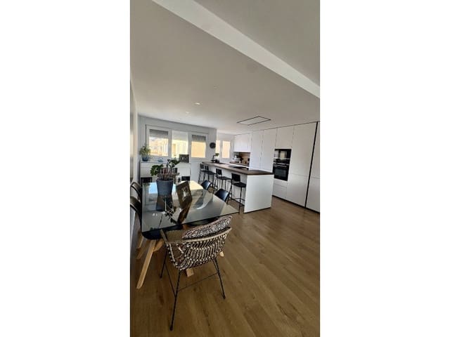 3 slaapkamer Flat te koop in Torre del Mar, Vélez-Málaga met zwembad garage - € 390.000 (Ref: 10086030)